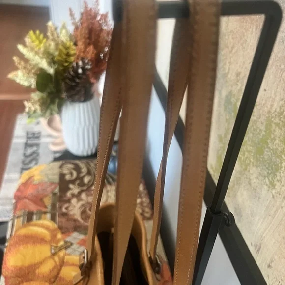 Coach Tan Legacy Leather Bucket Bag 9803 - Picture 11 of 12